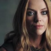 El texto musical POISON PRINCE de AMY MACDONALD también está presente en el álbum Woman of the world (the best of 2007 - 2018) (2018)