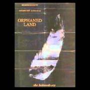 El texto musical PITS OF DESPAIR de ORPHANED LAND también está presente en el álbum The beloved's cry (2000)