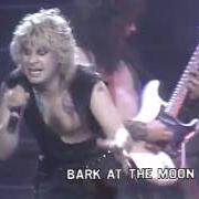 El texto musical YOU'RE NO DIFFERENT de OZZY OSBOURNE también está presente en el álbum Bark at the moon (1983)