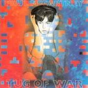 El texto musical TUG OF WAR de PAUL MCCARTNEY también está presente en el álbum Tug of war (1982)