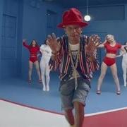 El texto musical BRAND NEW de PHARRELL WILLIAMS también está presente en el álbum G i r l (2014)