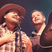 El texto musical SONGS ABOUT TRUCKS de RANDY ROGERS BAND también está presente en el álbum Watch this (2016)