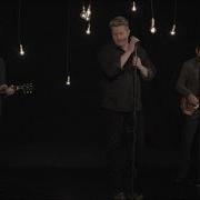 El texto musical COME WAKE ME UP de RASCAL FLATTS también está presente en el álbum Changed (2012)