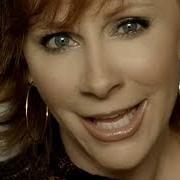 El texto musical LIVIN' AIN'T KILLED ME YET de REBA MCENTIRE también está presente en el álbum Love somebody (2015)