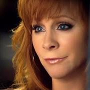 El texto musical SOFTLY AND TENDERLY de REBA MCENTIRE también está presente en el álbum My chains are gone (2022)