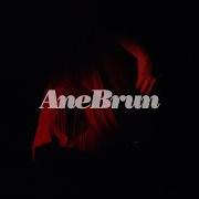 El texto musical BY YOUR SIDE de ANE BRUN también está presente en el álbum Leave me breathless (2017)