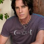 El texto musical THE POWER OF LOVE (THE TAO OF LOVE) de RICK SPRINGFIELD también está presente en el álbum Tao (1985)