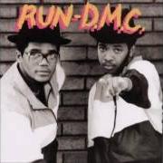 El texto musical RAISING HELL de RUN DMC también está presente en el álbum Raising hell (1986)