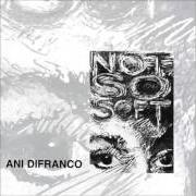 El texto musical SMALL WORLD de ANI DIFRANCO también está presente en el álbum Not so soft (1991)