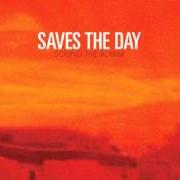 El texto musical SHATTERED de SAVES THE DAY también está presente en el álbum Sound the alarm (2006)