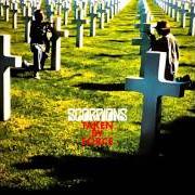 El texto musical YOUR LIGHT de SCORPIONS también está presente en el álbum Taken by force (1977)