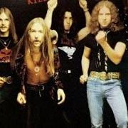 El texto musical HELL CAT de SCORPIONS también está presente en el álbum Virgin killer (1976)