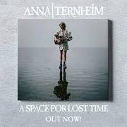El texto musical EVERYTIME WE FALL de ANNA TERNHEIM también está presente en el álbum A space for lost time (2019)