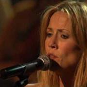 El texto musical LIVE IT UP de SHERYL CROW también está presente en el álbum Wild flower