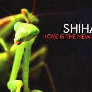 El texto musical SHOT IN THE HEAD de SHIHAD también está presente en el álbum Love is the new hate (2005)