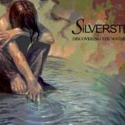 El texto musical CALL IT KARMA de SILVERSTEIN también está presente en el álbum Discovering the waterfront (2005)