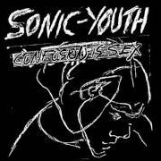 El texto musical (SHE'S IN A) BAD MOOD de SONIC YOUTH también está presente en el álbum Confusion is sex (1983)