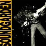 El texto musical HANDS  ALL OVER de SOUNDGARDEN también está presente en el álbum Louder than love (1990)