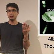 El texto musical CHICAGO AT NIGHT de SPOON también está presente en el álbum Girls can tell (2001)