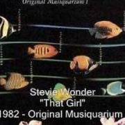 El texto musical FRONT LINE de STEVIE WONDER también está presente en el álbum Stevie wonder's original musiquarium (1982)
