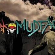 El texto musical LET THEM OUTSIDE de ANYBODY KILLA también está presente en el álbum Mudface (2008)