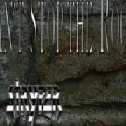 El texto musical TWO BODIES (ONE MIND ONE SOUL) de STRYPER también está presente en el álbum Can't stop the rock (1991)