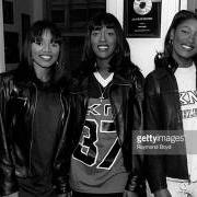 El texto musical YOU'RE ALWAYS ON MY MIND de SWV también está presente en el álbum It's about time (1992)