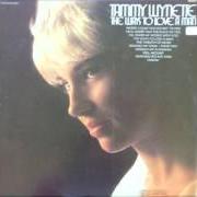 El texto musical ENOUGH OF A WOMAN de TAMMY WYNETTE también está presente en el álbum The ways to love a man (1970)