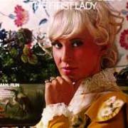 El texto musical JACKSON AIN'T A VERY BIG TOWN de TAMMY WYNETTE también está presente en el álbum The first lady (1970)