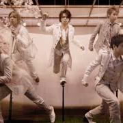 El texto musical DANCE IN THE DARK de ARASHI también está presente en el álbum Love (2013)