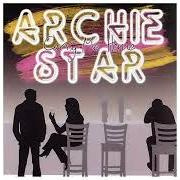 El texto musical SHE WAS SMILING AT HOW MONEY I AM de ARCHIE STAR también está presente en el álbum Carry me home (2008)