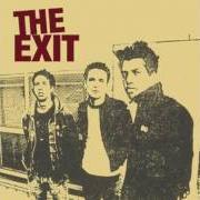 El texto musical SIT AND WAIT de THE EXIT también está presente en el álbum New beat (2002)