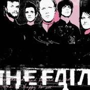 El texto musical HOW COULD I FORGET? de THE FAINT también está presente en el álbum Wet from birth (2004)