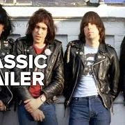 El texto musical BABY, I LOVE YOU de RAMONES también está presente en el álbum End of the century (1980)