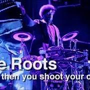 El texto musical THEME FROM THE MIDDLE OF THE NIGHT de THE ROOTS también está presente en el álbum And then you shoot your cousin (2014)