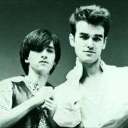 El texto musical WHAT SHE SAID de THE SMITHS también está presente en el álbum Rank (1988)