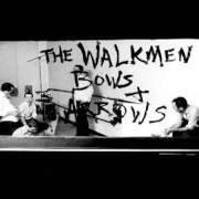 El texto musical NO CHRISTMAS WHILE I'M TALKING de THE WALKMEN también está presente en el álbum Bows   arrows