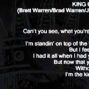 El texto musical IT AIN'T ME de THE WARREN BROTHERS también está presente en el álbum King of nothing (2000)