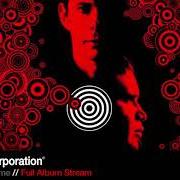 El texto musical SOL TAPADO de THIEVERY CORPORATION también está presente en el álbum Cosmic game (2005)
