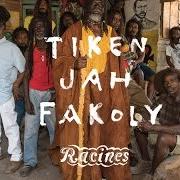 El texto musical CHRISTOPHER COLUMBUS de TIKEN JAH FAKOLY también está presente en el álbum Racines (2015)