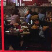 El texto musical BETTER OFF WITHOUT A WIFE de TOM WAITS también está presente en el álbum Nighthawks at the diner (1975)