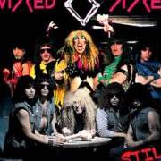 El texto musical I WANNA ROCK de TWISTED SISTER también está presente en el álbum Still hungry (2004)