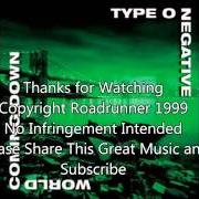 El texto musical CREEPY GREEN LIGHT de TYPE O NEGATIVE también está presente en el álbum World coming down (1999)