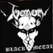 El texto musical HEAVENS ON FIRE de VENOM también está presente en el álbum Black metal (1982)