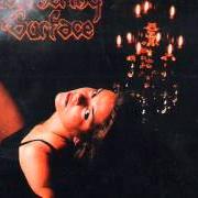 El texto musical ...AND SHE BLOSSOMED de WITHERING SURFACE también está presente en el álbum Scarlet silhouettes (1997)