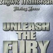 El texto musical LOCKED & LOADED de YNGWIE MALMSTEEN también está presente en el álbum Unleash the fury (2005)