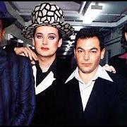 El texto musical FAT CAT de CULTURE CLUB también está presente en el álbum Don't mind if i do (1999)