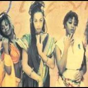 El texto musical ADIOSIO OMONIE de ZAP MAMA también está presente en el álbum Sabsylma (1994)