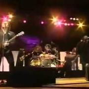 El texto musical JUST ONE GIRL de 38 SPECIAL también está presente en el álbum Live at sturgis (1999)