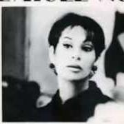 El texto musical JE SERAI DOUCE de BARBARA también está presente en el álbum L'aigle noir (1991)